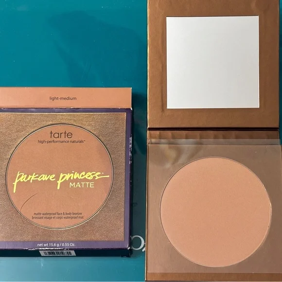 Tarte Park Ave Princess Matte Bronzer - Light-Medium - Picture 1 of 4